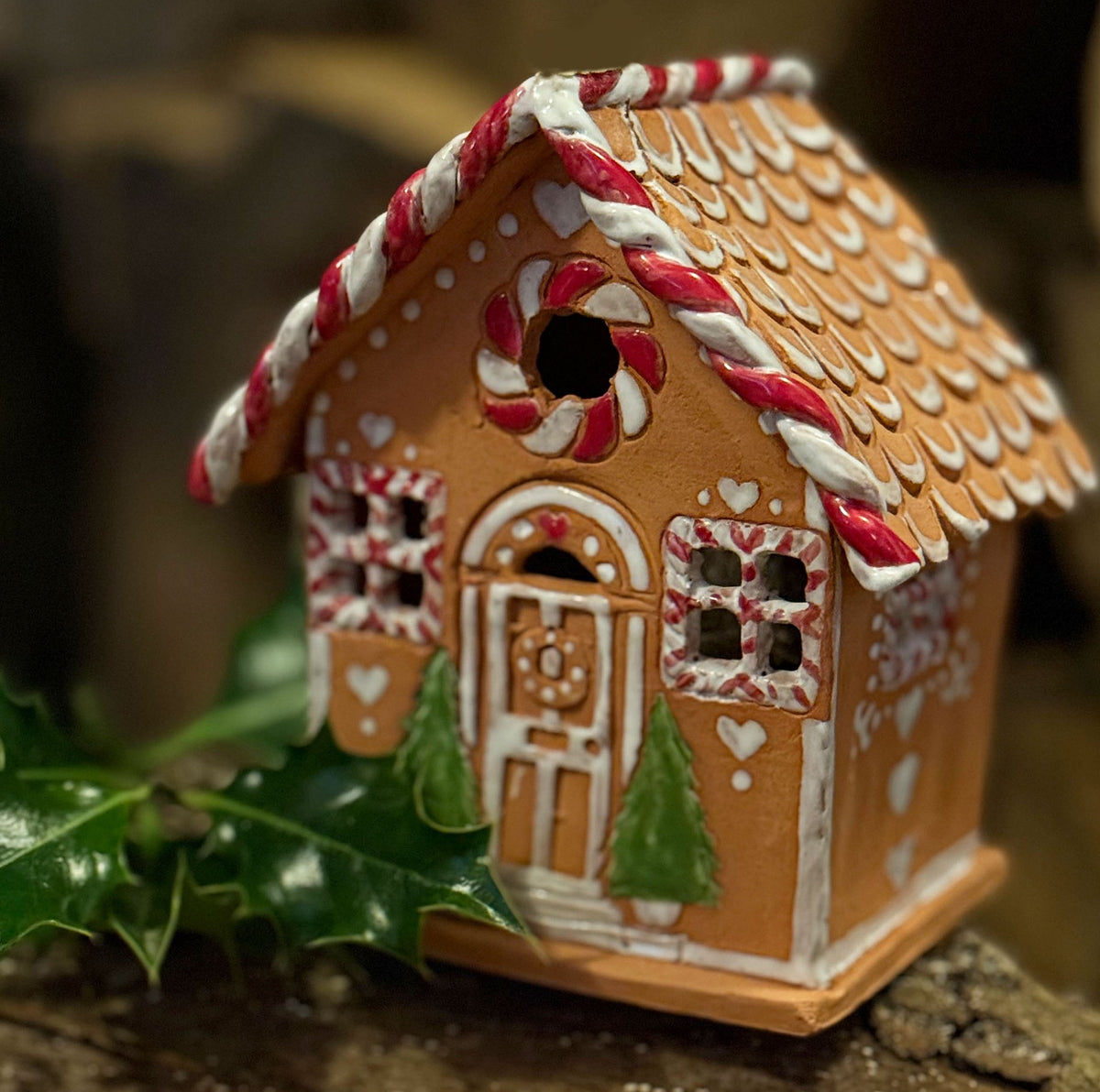 Pottery Gingerbread Houses | Tuesday 3rd November 3-6pm