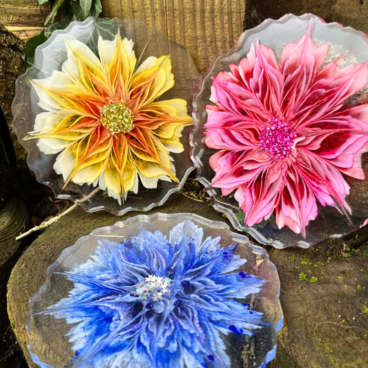 Resin Blooms Workshop l Thursday 28th May 10am-12pm